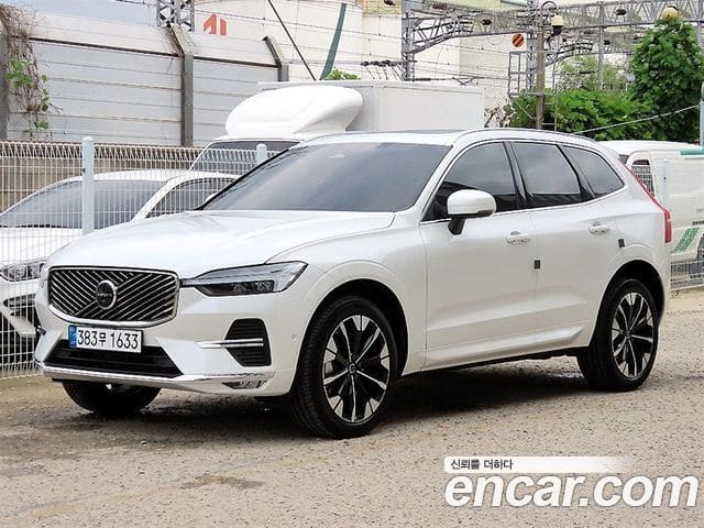 Volvo XC60 — фото 1