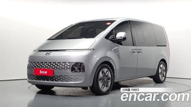 Hyundai Staria