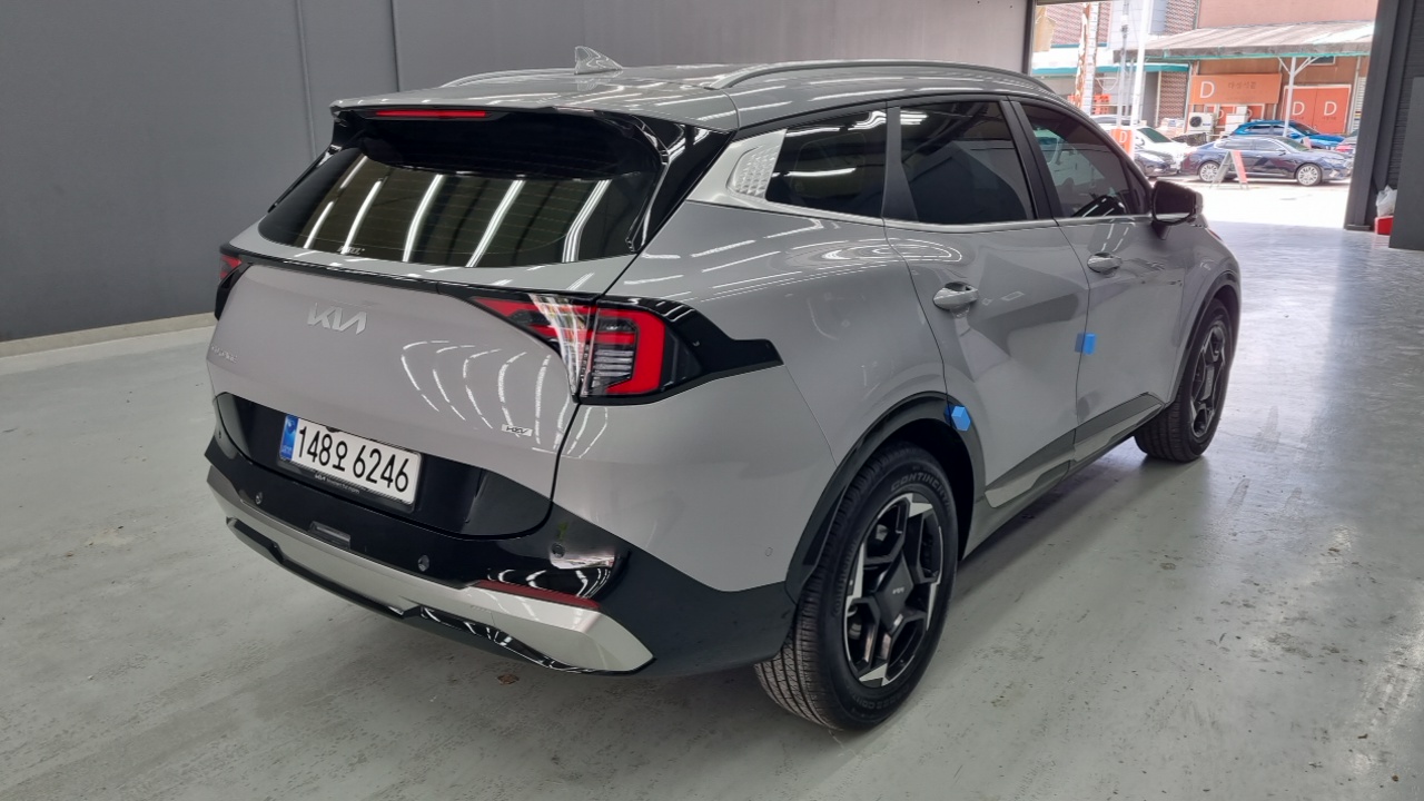 Kia Sportage — фото 1