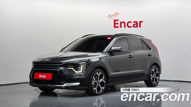 Kia Niro — фото 1