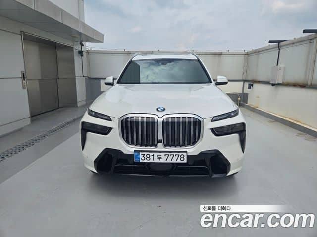 BMW X7