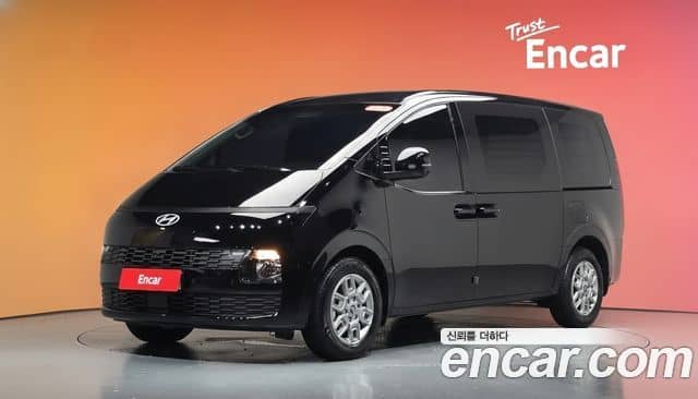 Hyundai Staria