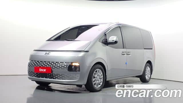 Hyundai Staria