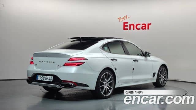 Genesis G70