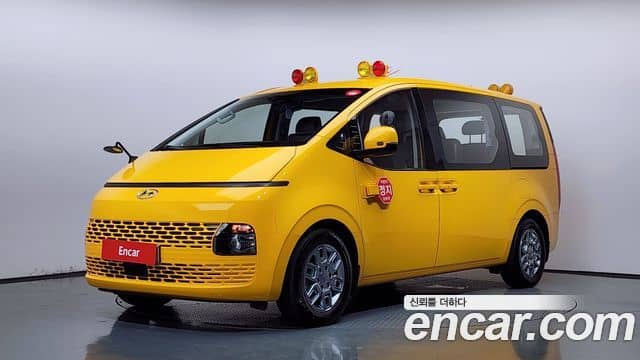 Hyundai Staria