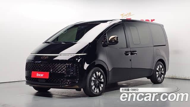 Hyundai Staria