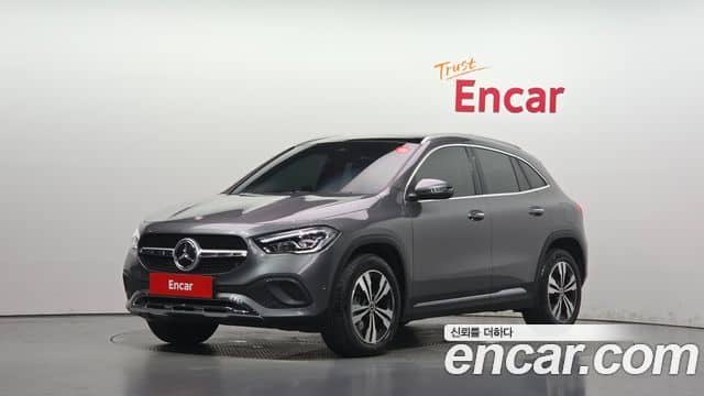 Mercedes-Benz GLA-Class