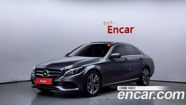 Mercedes-Benz C-Class — фото 1