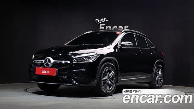 Mercedes-Benz GLA-Class — фото 1