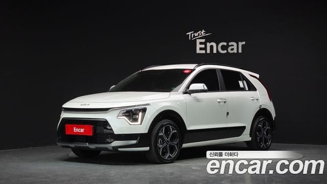 Kia Niro — фото 1
