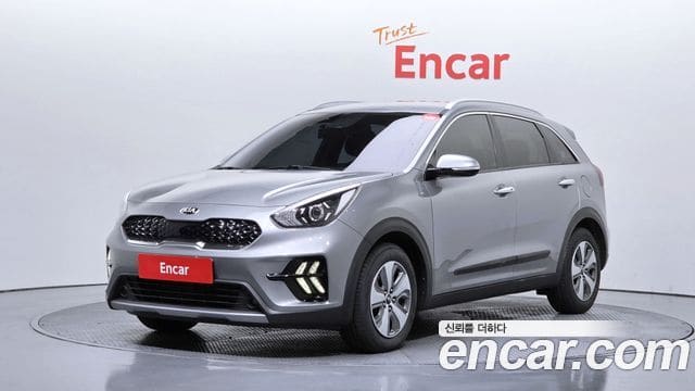 Kia Niro — фото 1
