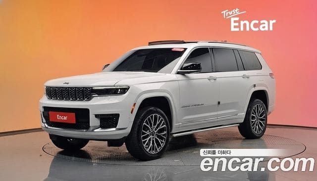 Jeep Grand Cherokee — фото 1