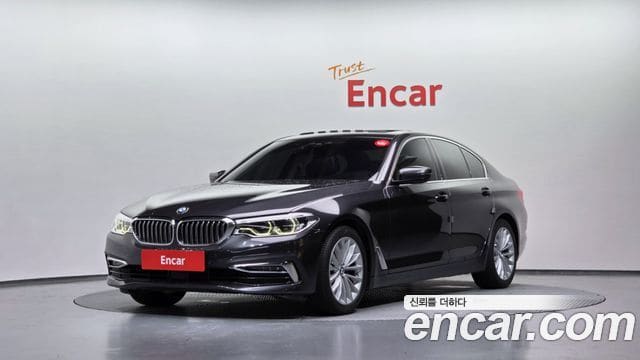 BMW 5 Series — фото 1