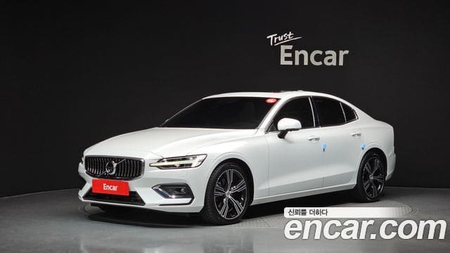 Volvo S60 — фото 1