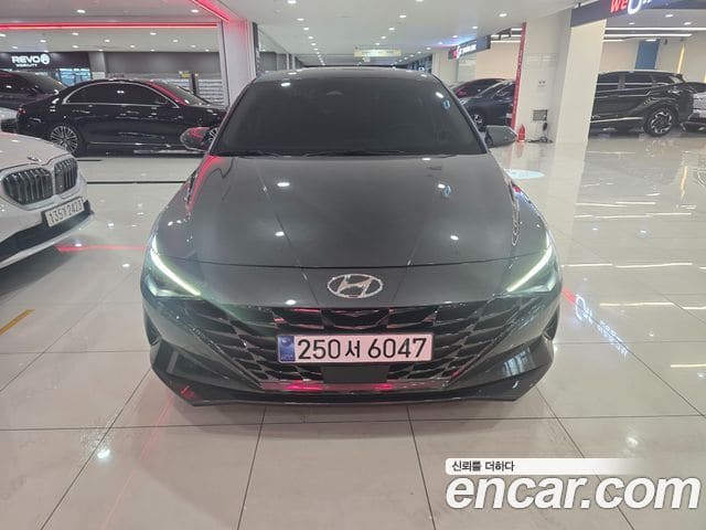 Hyundai Avante — фото 1