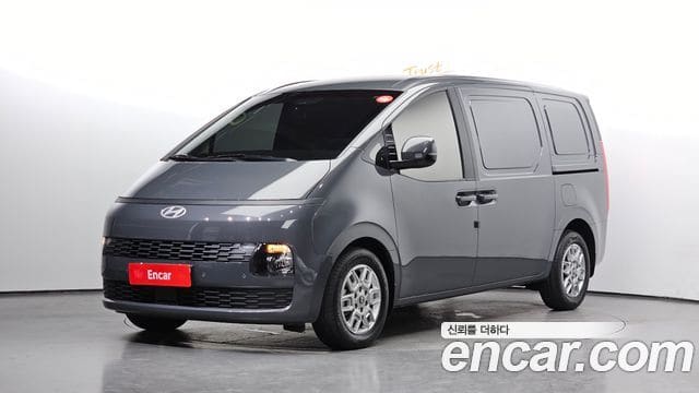Hyundai Staria — фото 1