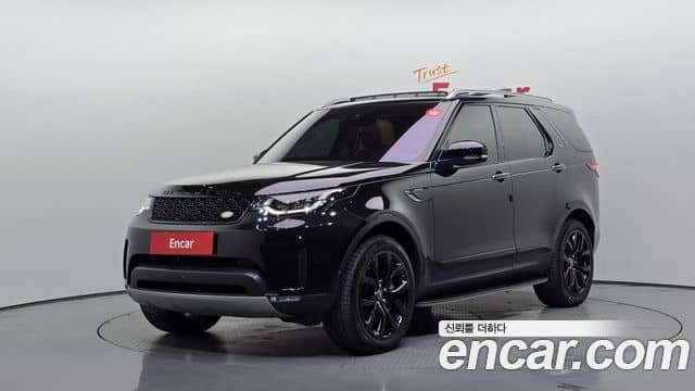 Land Rover Discovery 5