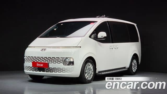 Hyundai Staria