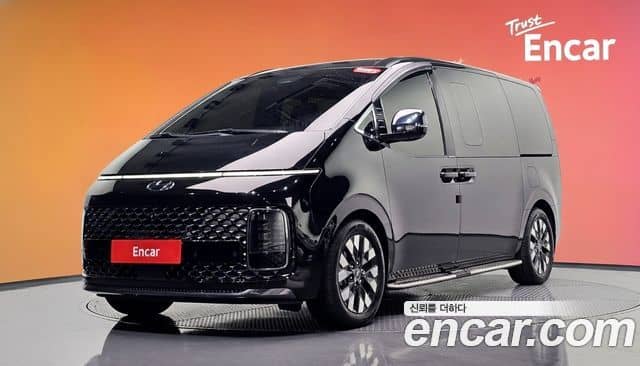 Hyundai Staria