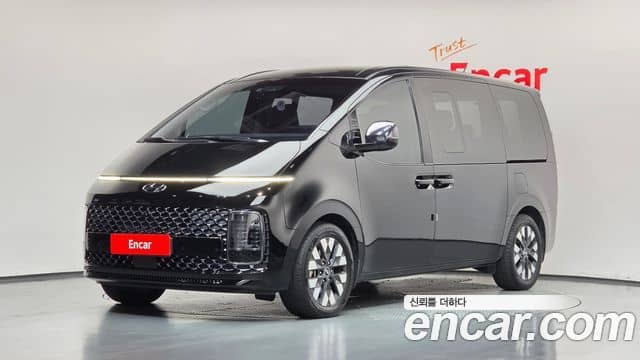 Hyundai Staria