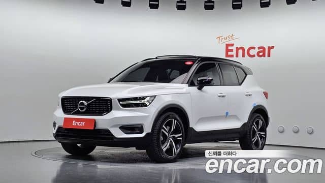 Volvo XC40