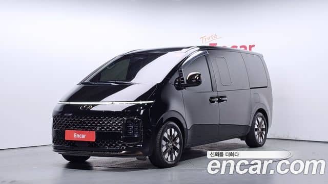Hyundai Staria