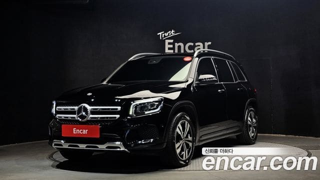 Mercedes-Benz GLB-Class — фото 1