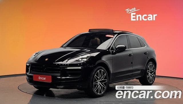Porsche Macan — фото 1
