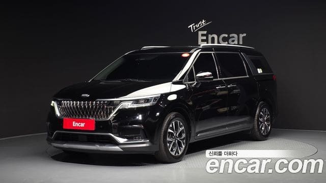 Kia Carnival — фото 1