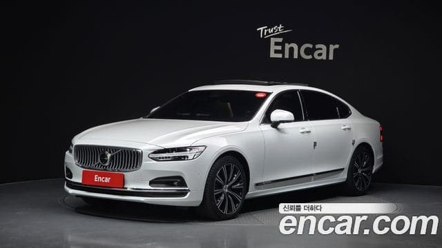 Volvo S90 — фото 1