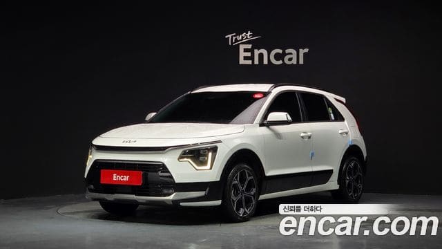Kia Niro — фото 1