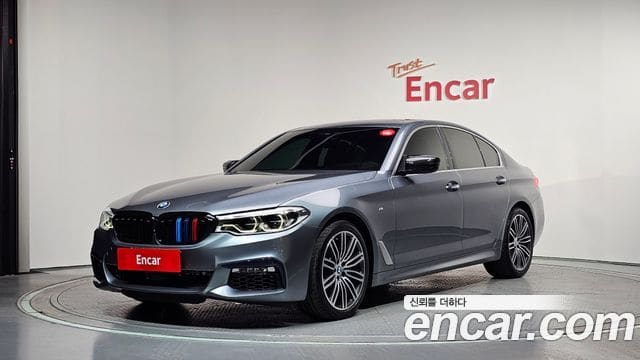 BMW 5 Series — фото 1