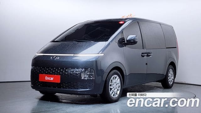 Hyundai Staria — фото 1