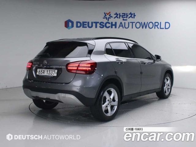 Mercedes-Benz GLA-Class — фото 1