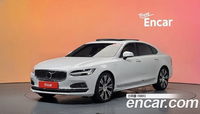 Volvo S90 — фото 1