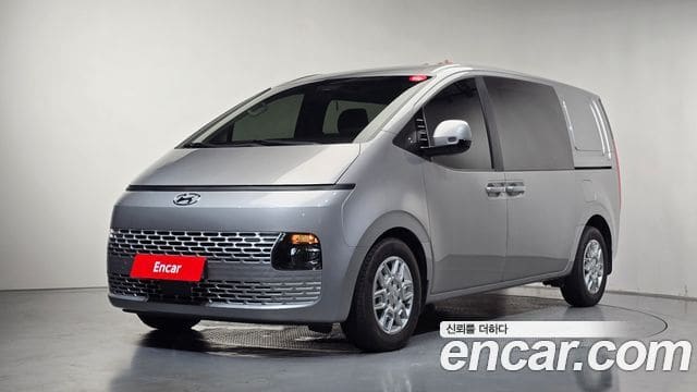 Hyundai Staria — фото 1
