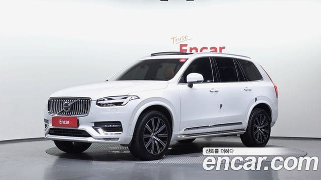 Volvo XC90 — фото 1