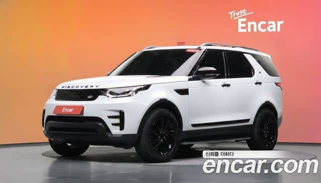 Land Rover Discovery 5