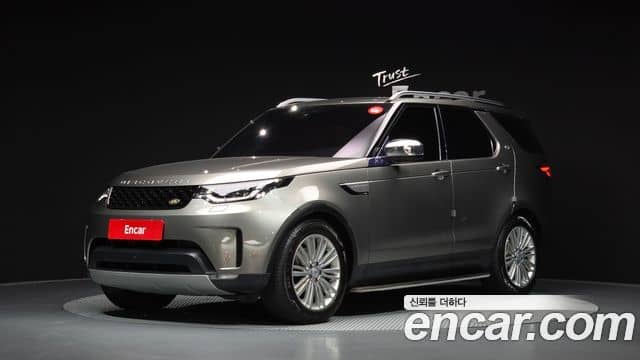Land Rover Discovery 5