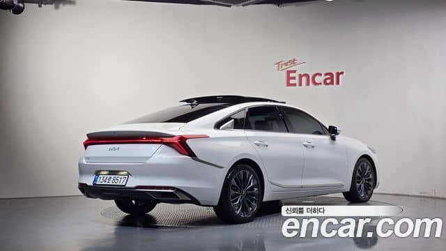 Kia K8