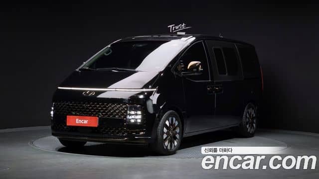 Hyundai Staria