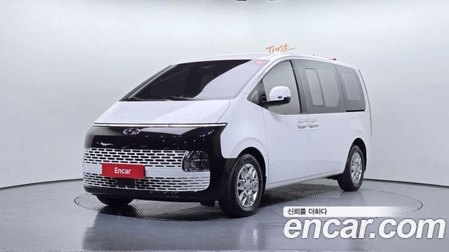 Hyundai Staria — фото 1