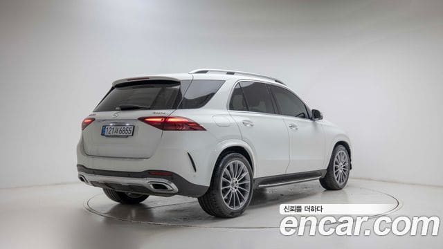Mercedes-Benz GLE-Class — фото 1