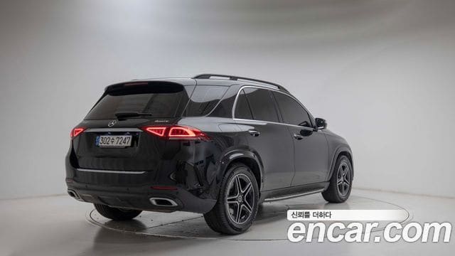 Mercedes-Benz GLE-Class — фото 1