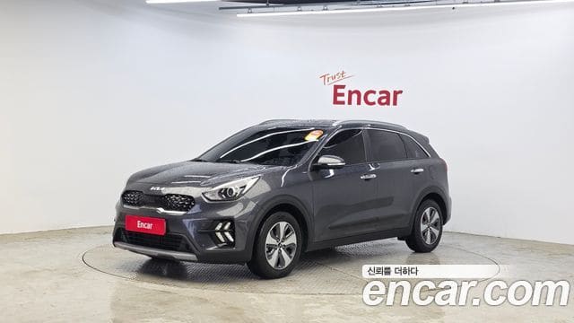 Kia Niro — фото 1