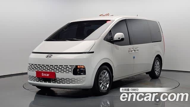 Hyundai Staria