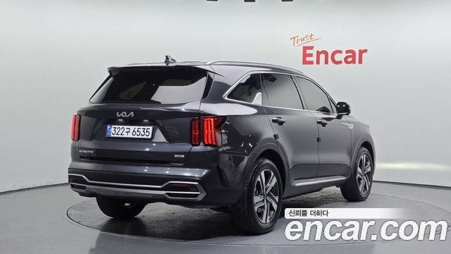 Kia Sorento — фото 1