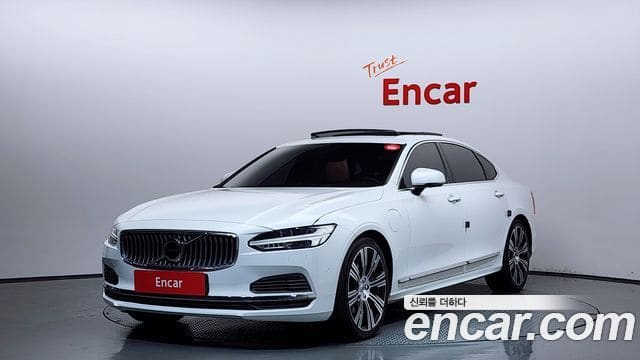Volvo S90 — фото 1