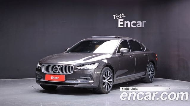 Volvo S90 — фото 1