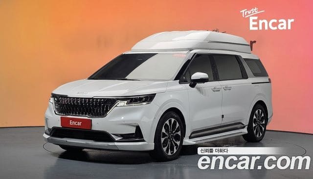 Kia Carnival — фото 1